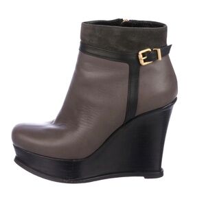 FENDI Fendista Taupe Platform Wedge Ankle Leather and Suede Boots with gold logo